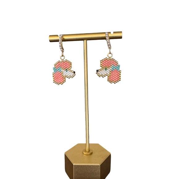 Hand crafted beaded pink poodle earrings whimsical art deco gift - Picture 5 of 6